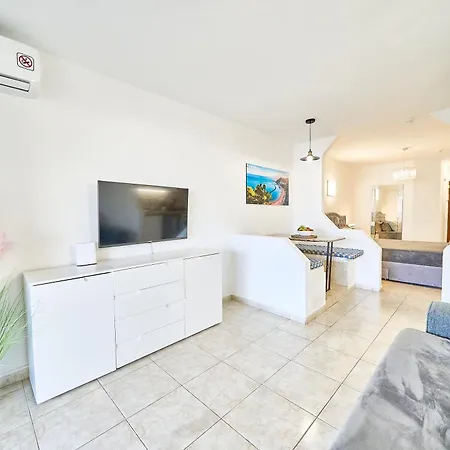 Great Location Studio35 شقة *